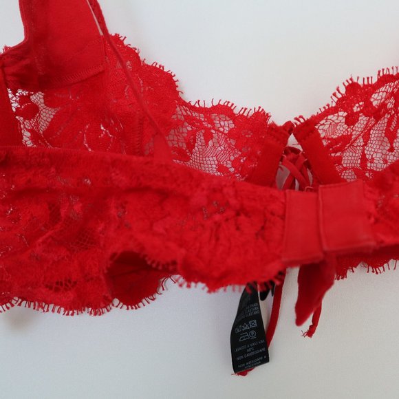 La Perla Red Lace Rose Bra - Picture 4 of 7